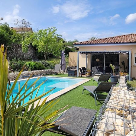 אובנה La Villa Des Papillons De Dugradus מראה חיצוני תמונה