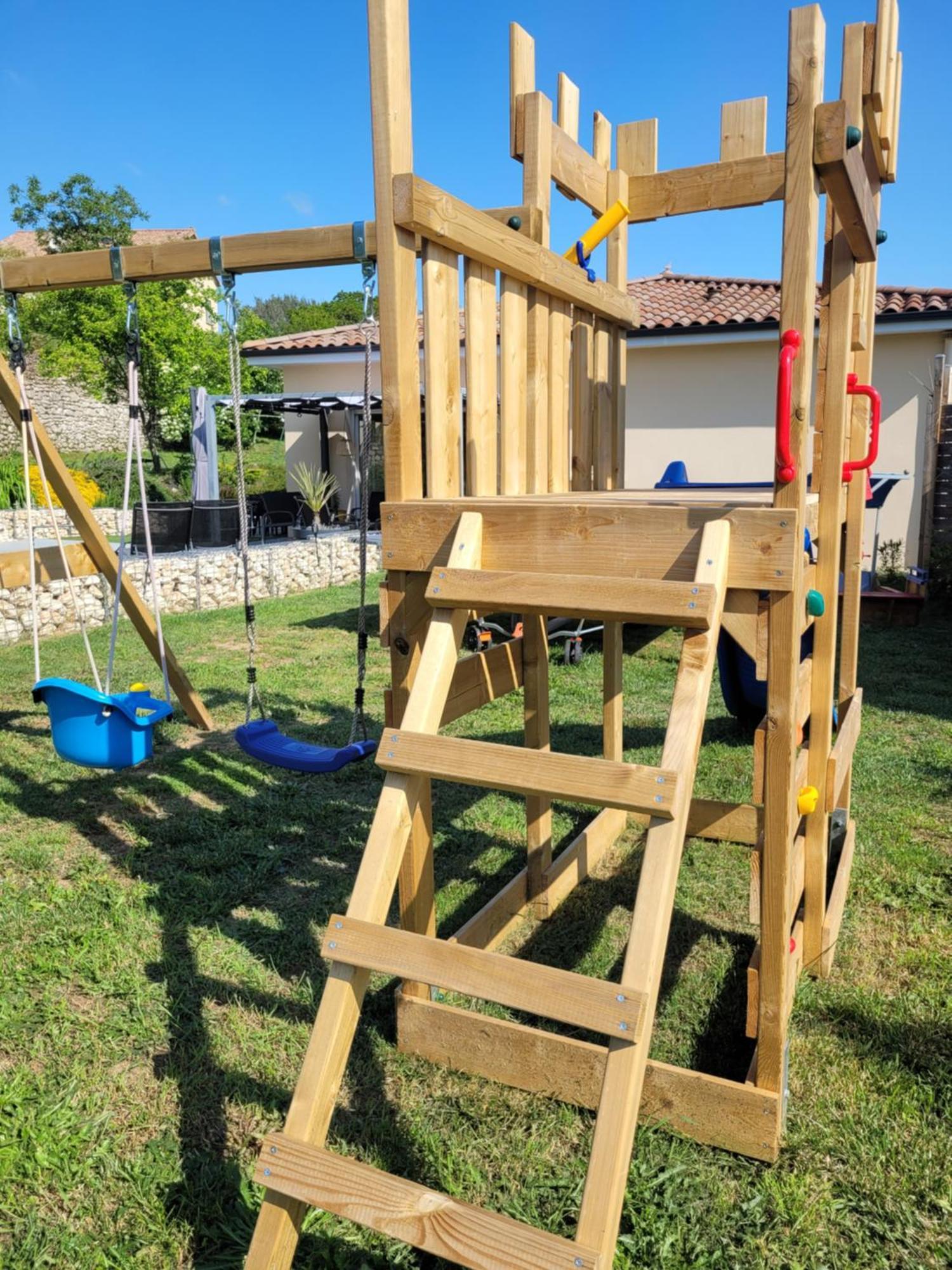 אובנה La Villa Des Papillons De Dugradus מראה חיצוני תמונה