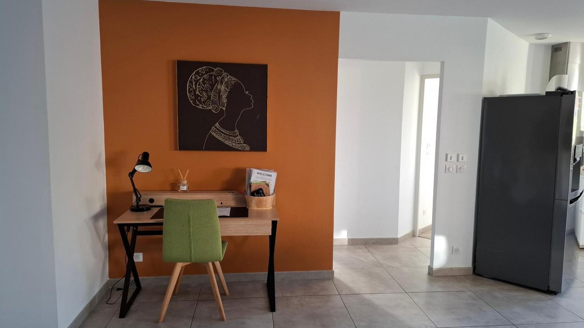 אובנה La Villa Des Papillons De Dugradus מראה חיצוני תמונה